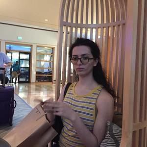 Meet your Posher, Sofia